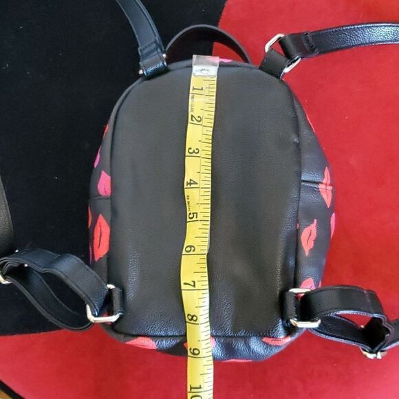 Betsey Johnson Mini Kitsch Backpack Puppy Dog Love - Picture 13 of 15